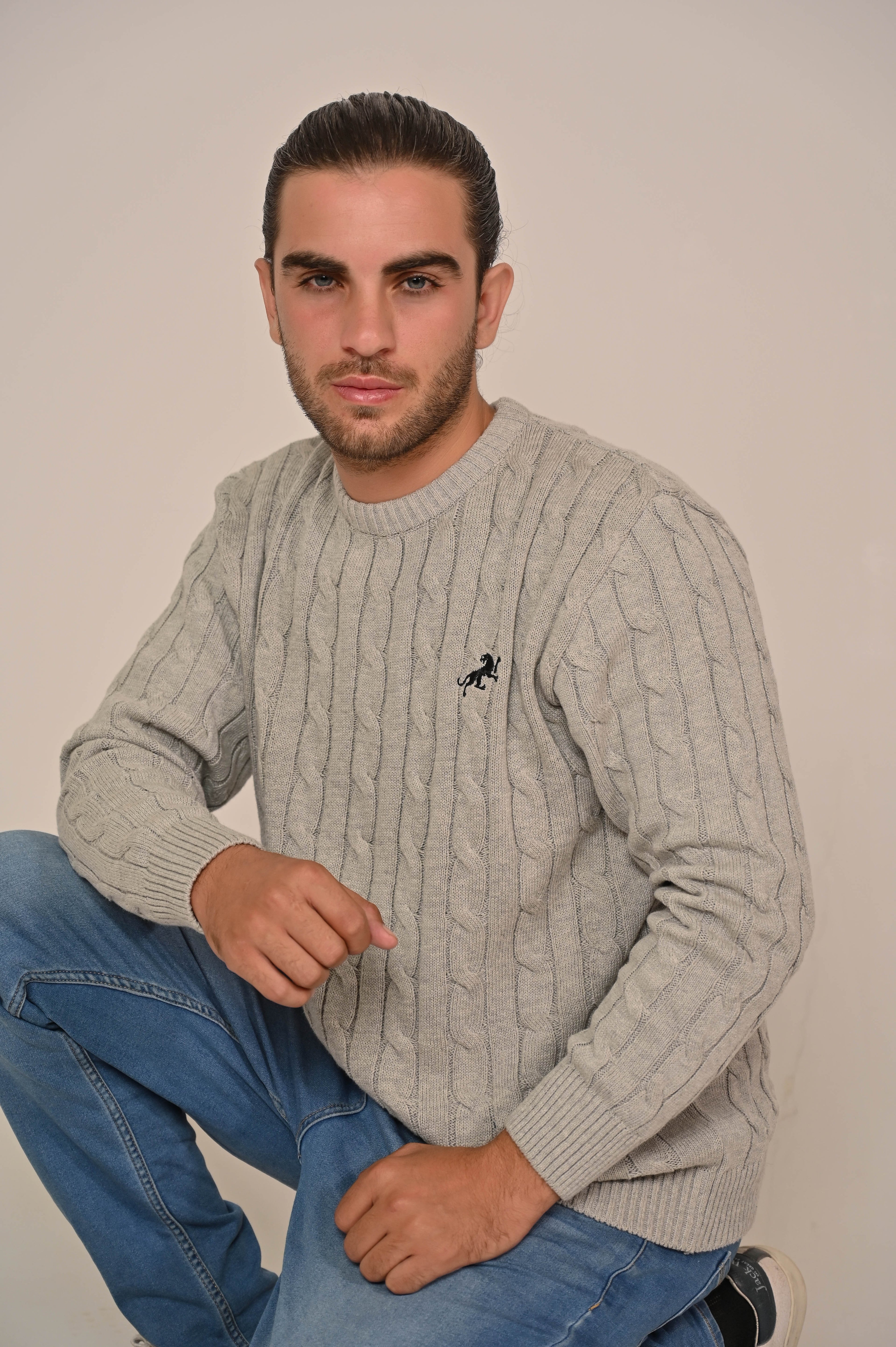 Navy Cable-Knit Crew Neck Sweater - MAERIS