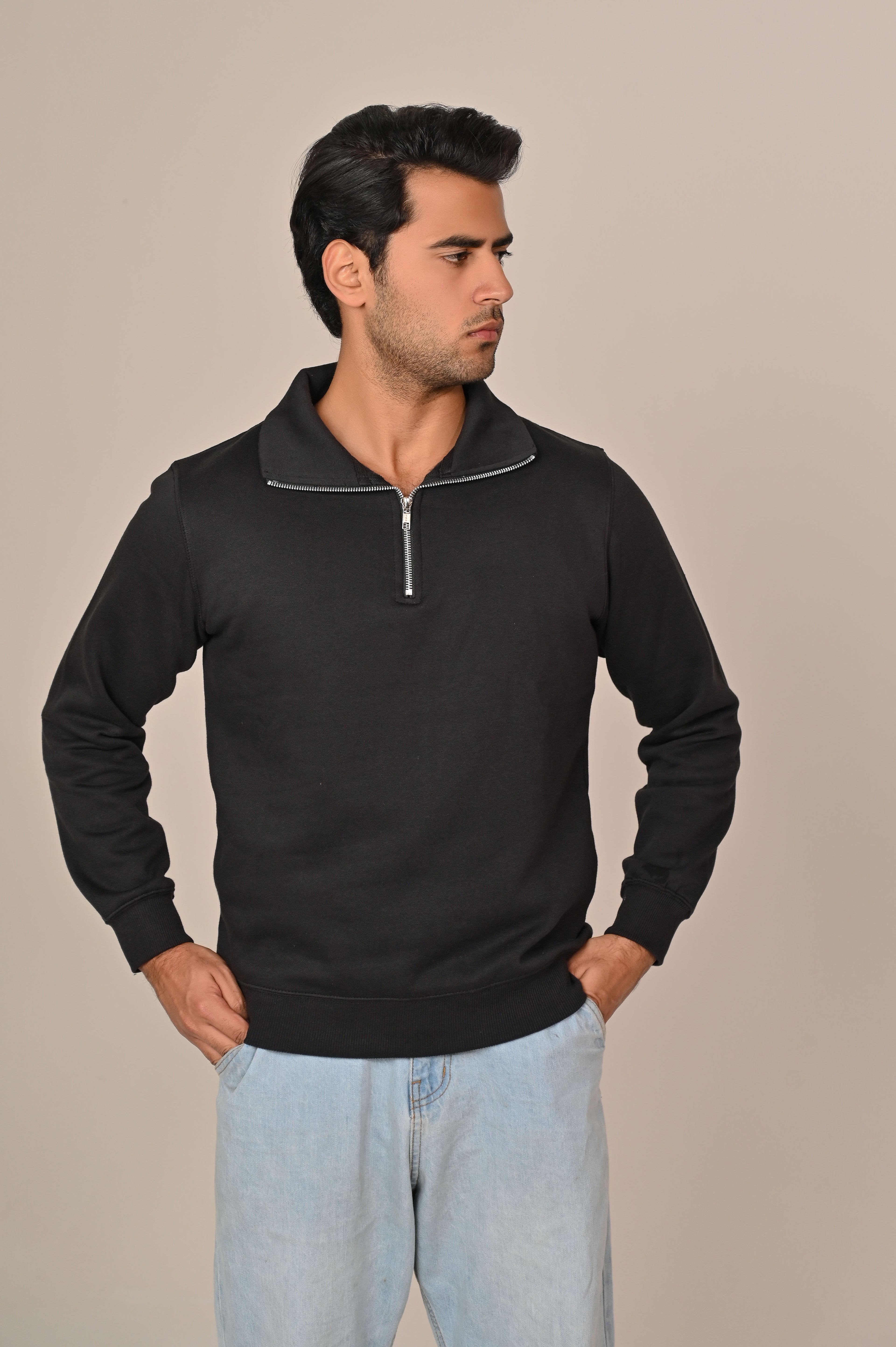 Off-White Open Zipper Sweatshirt - MAERIS